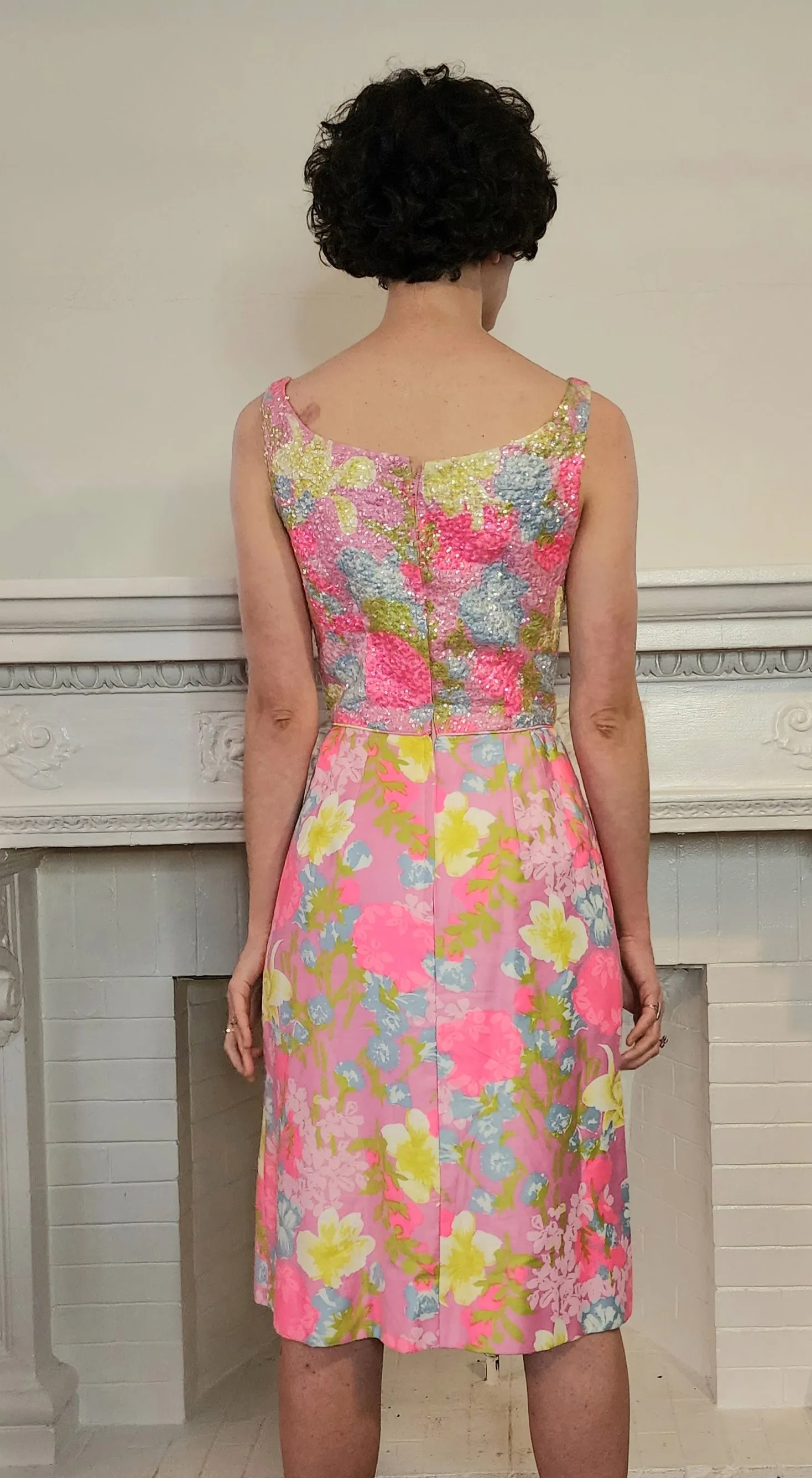 60s Pink Sequined Party Dress w/Floral Print, Sleeveless S by Mardi Gras