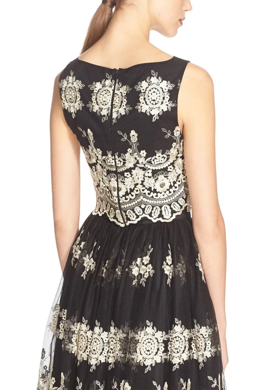 Black Avani Scalloped Lace Embroidered Set