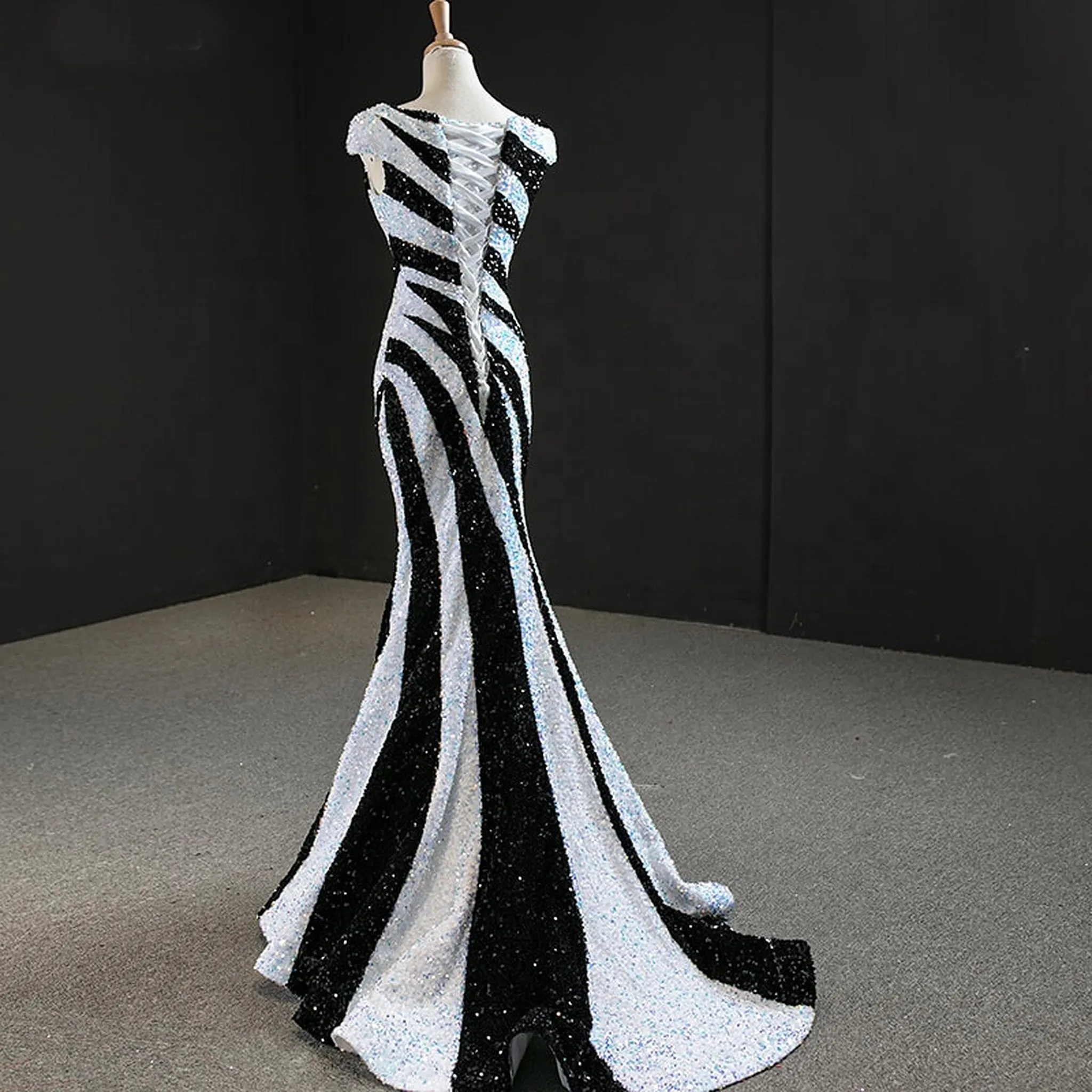 Cap Sleeve Heavy Sequined Mermaid Evening Dress