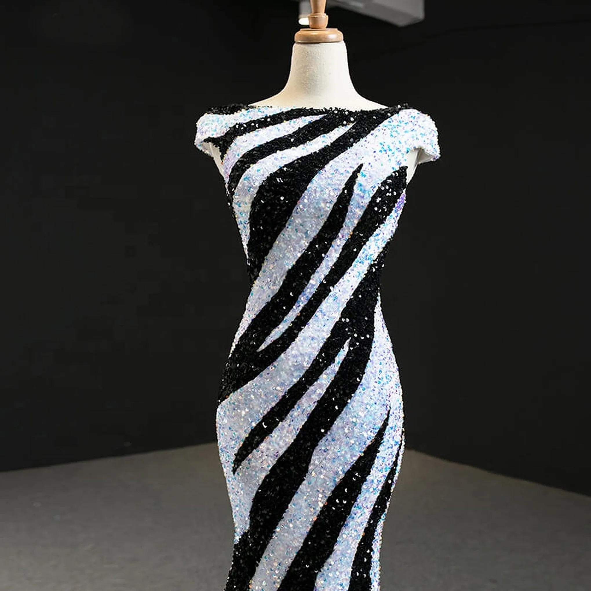 Cap Sleeve Heavy Sequined Mermaid Evening Dress