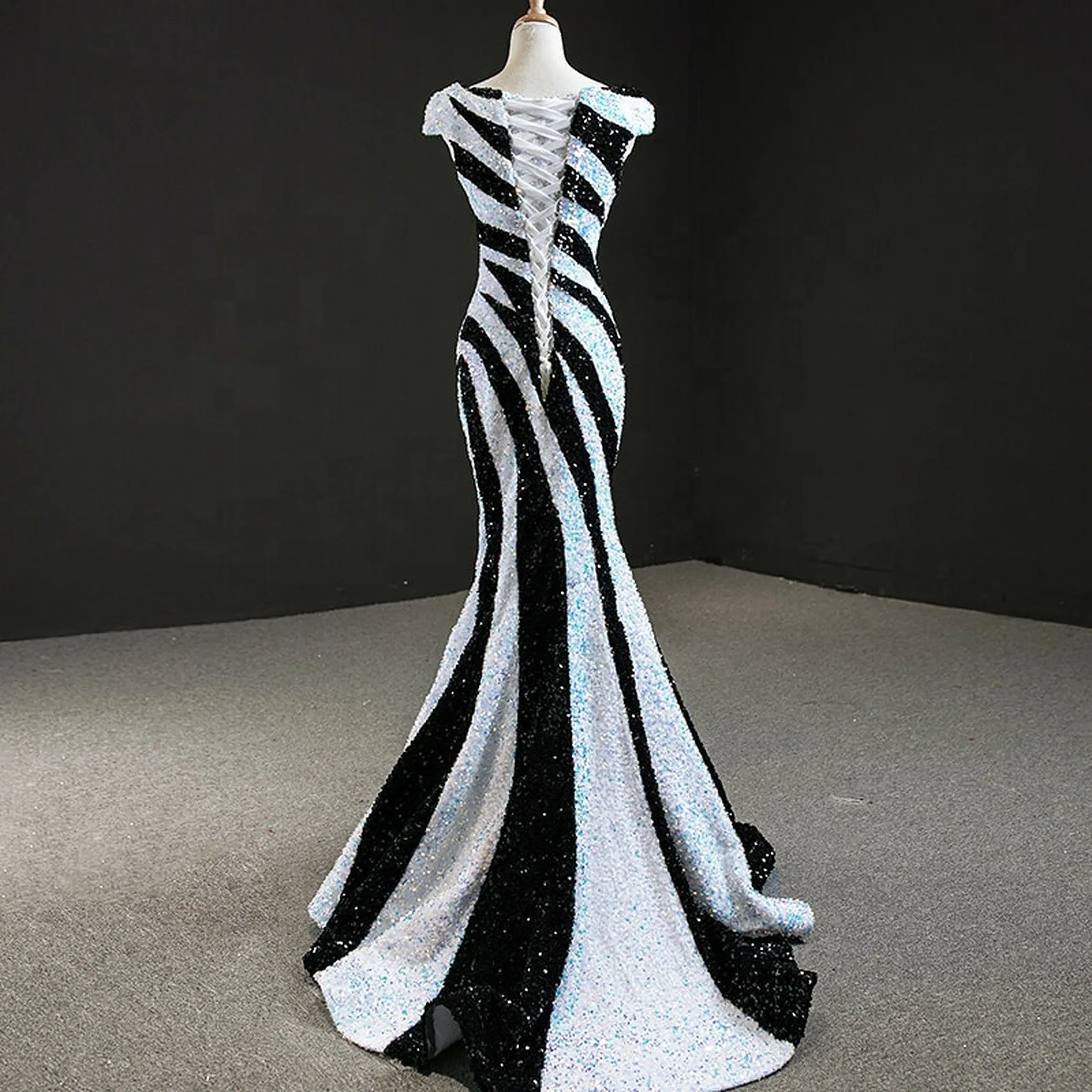 Cap Sleeve Heavy Sequined Mermaid Evening Dress