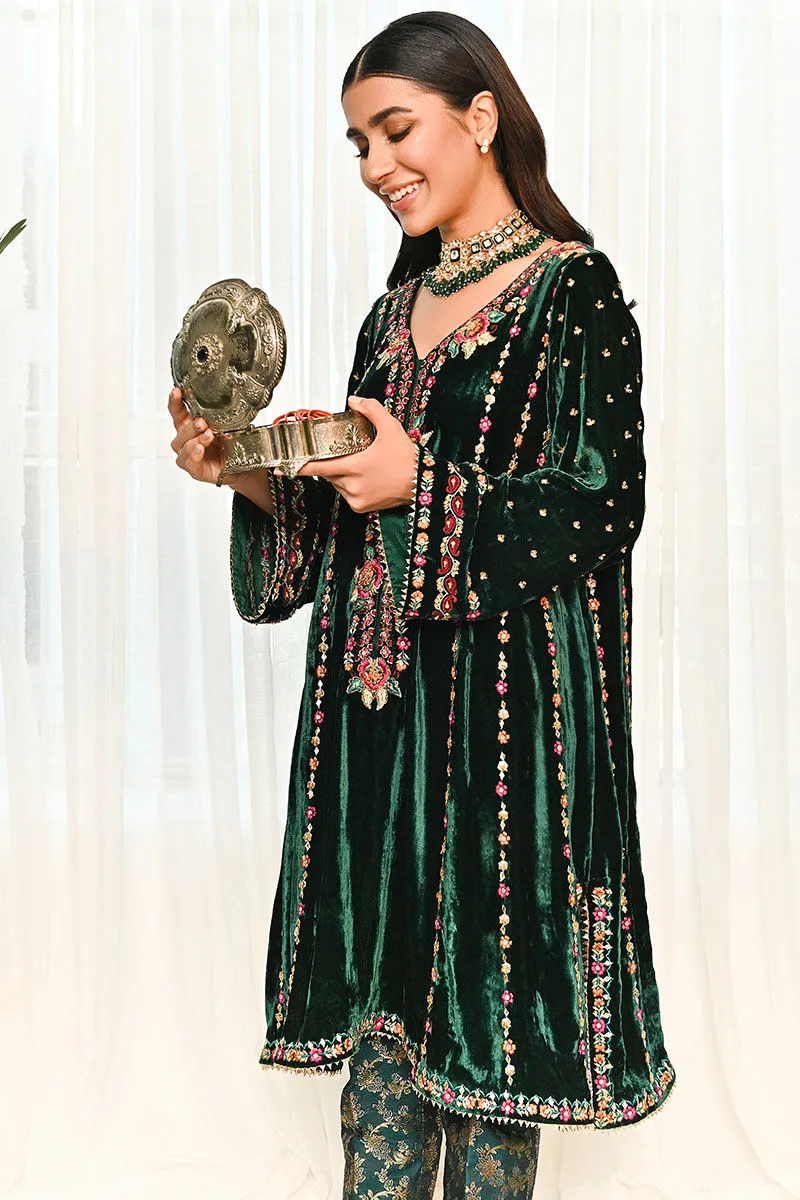 Green Velvet Ladies Salwar Kameez Pakistani Dress #PN563