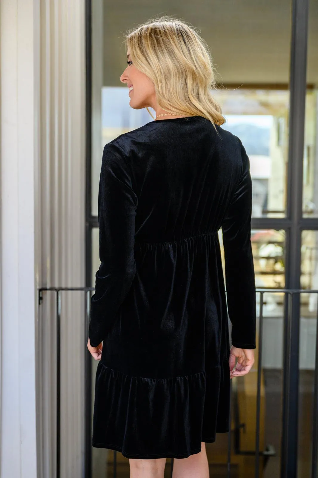 Hazel Blues® | Jentsyn Velvet V-Neck Dress in Black