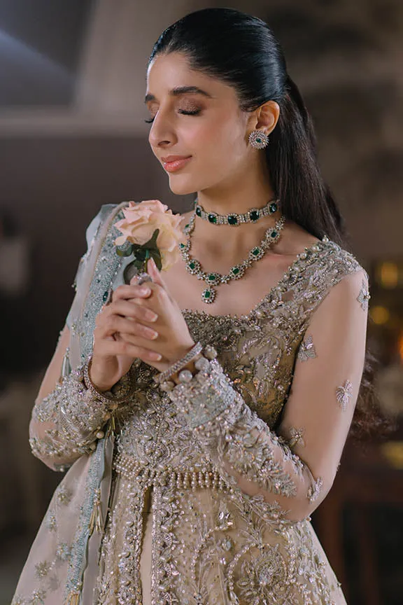 Heavily Embellished Pakistani Wedding Dress Gown Style Pishwas