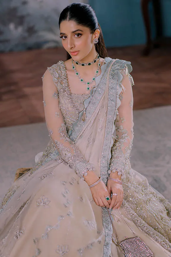 Heavily Embellished Pakistani Wedding Dress Gown Style Pishwas