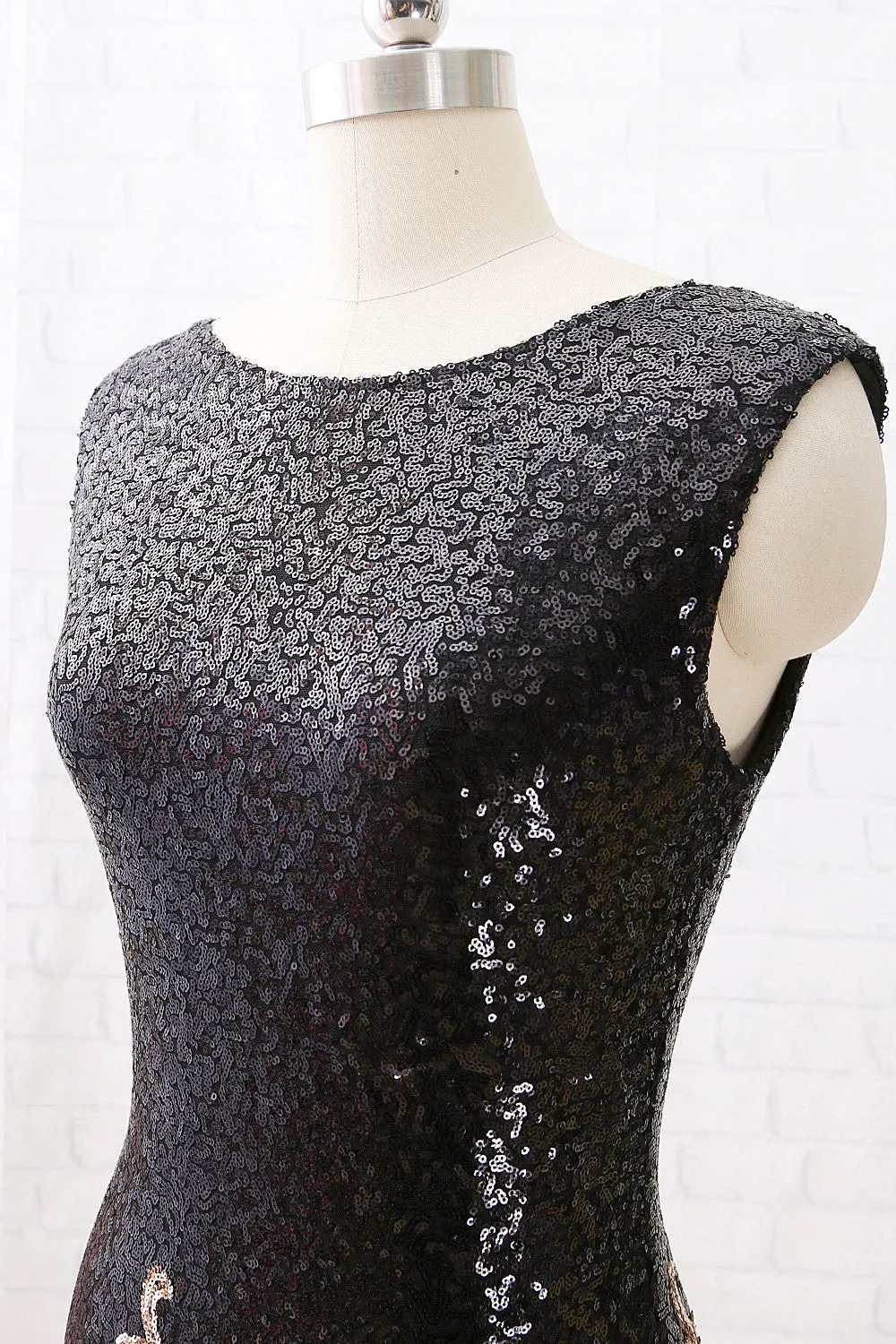 MACloth Boat Neck Sequin Open Back Black Cocktail Dress Short Party Dress Lily