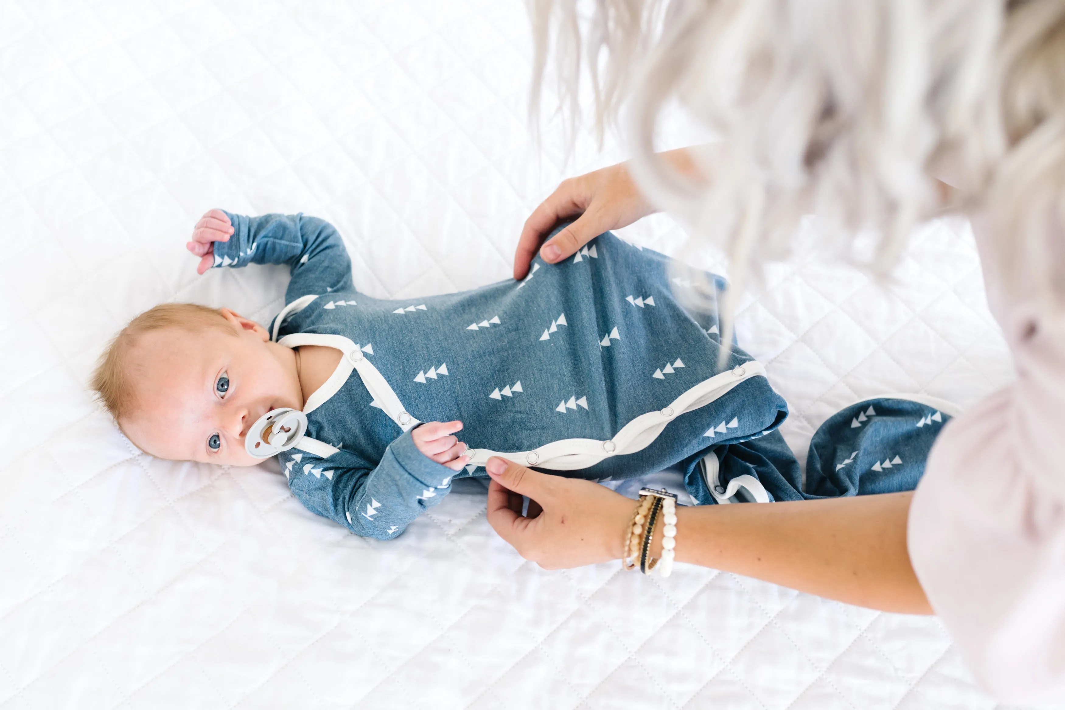 Newborn Knotted Gown - North