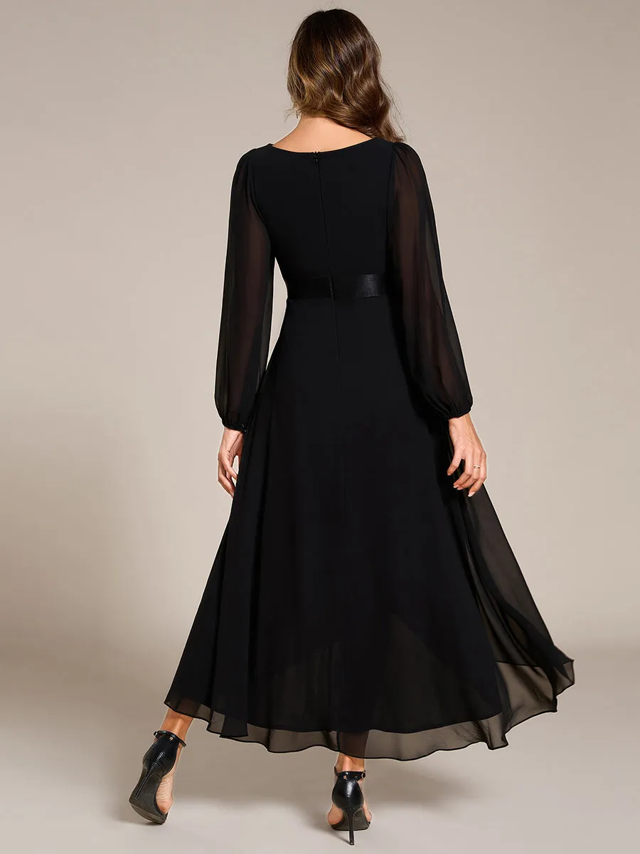 Robe midi pour invités de mariage en mousseline à manches longues