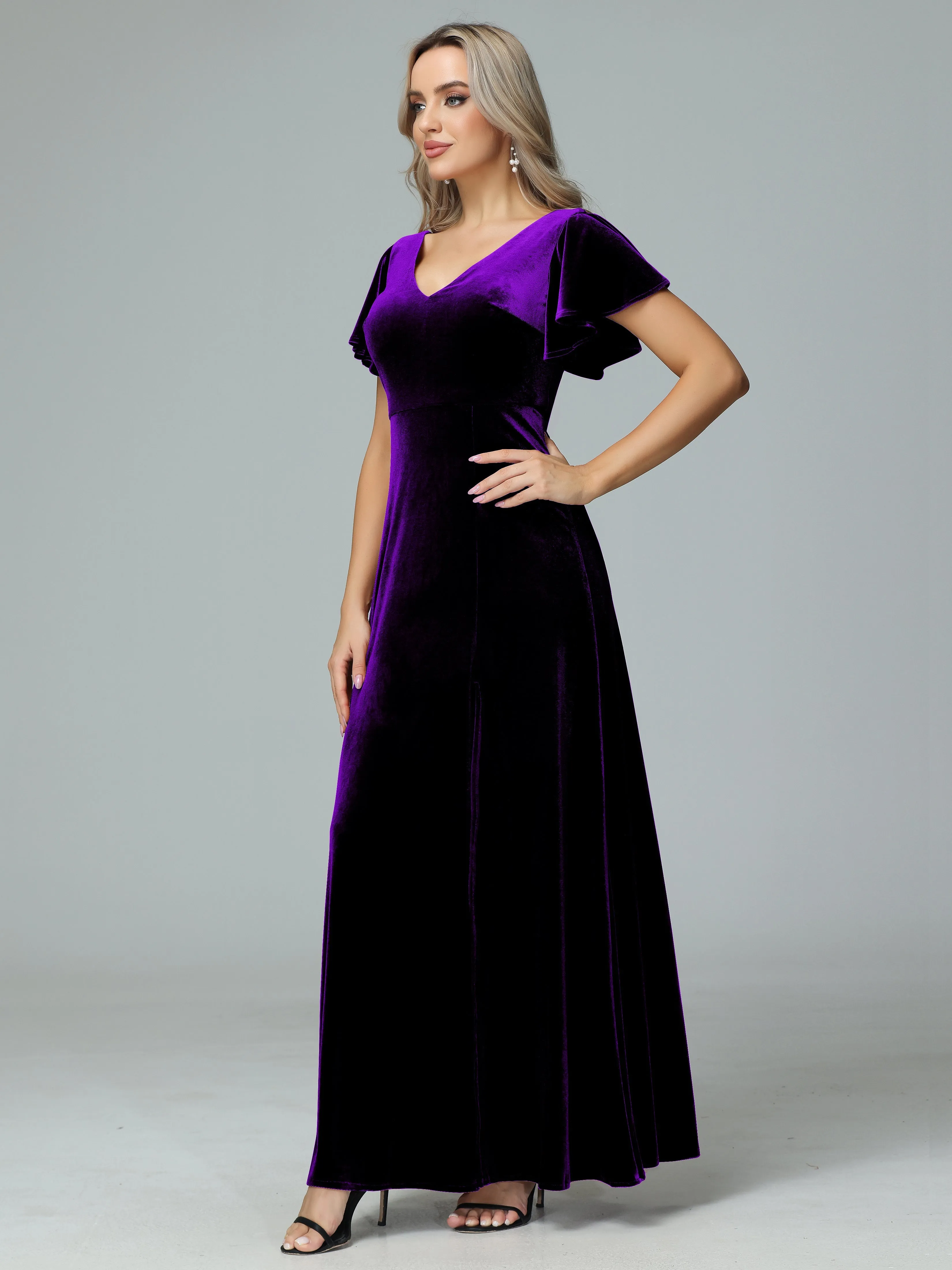 Ruffle Short Sleeves V-neck Velvet Bridesmaid Dresses