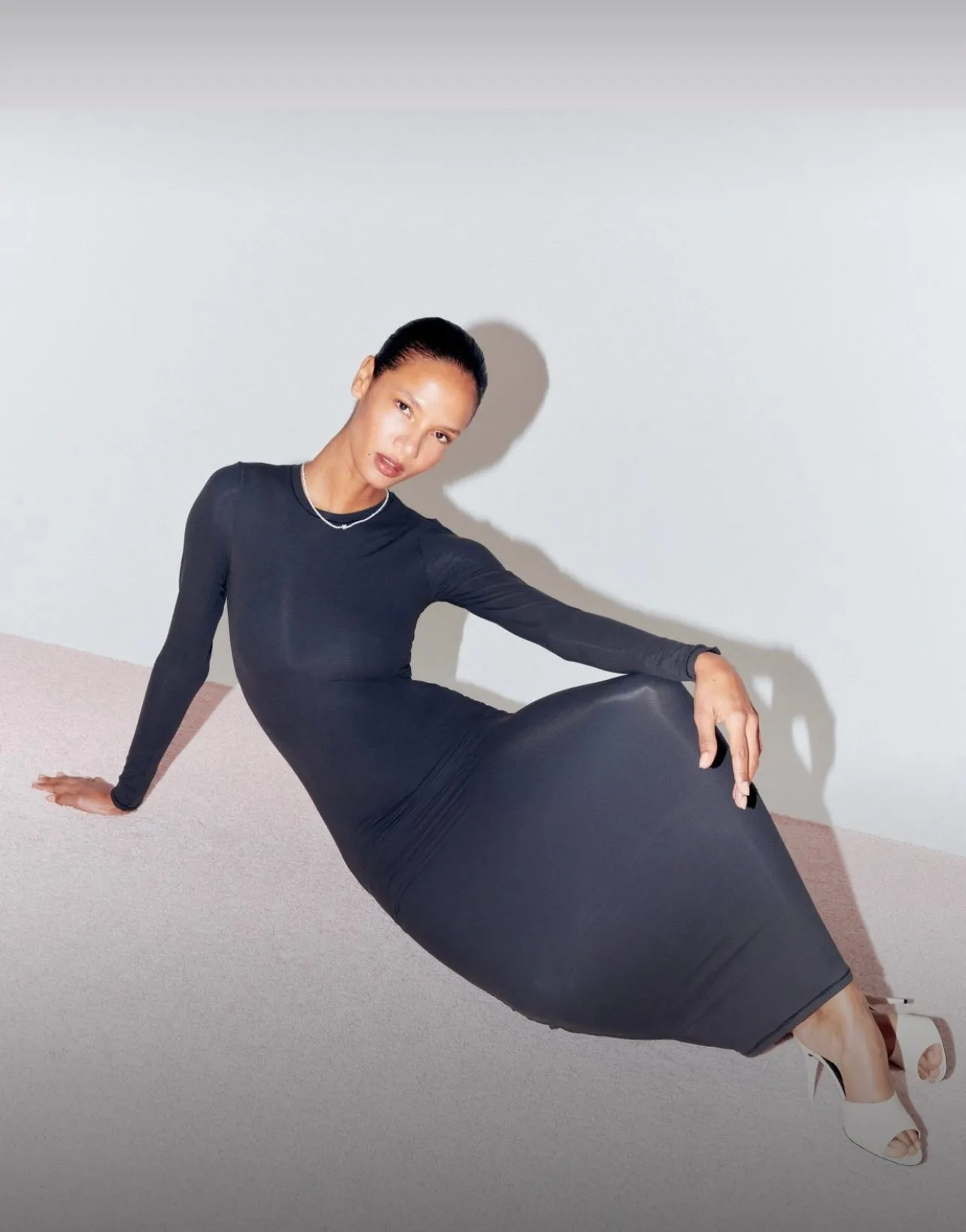 SKIMS - FITS EVERYBODY CREW NECK LONG SLEEVE DRESS