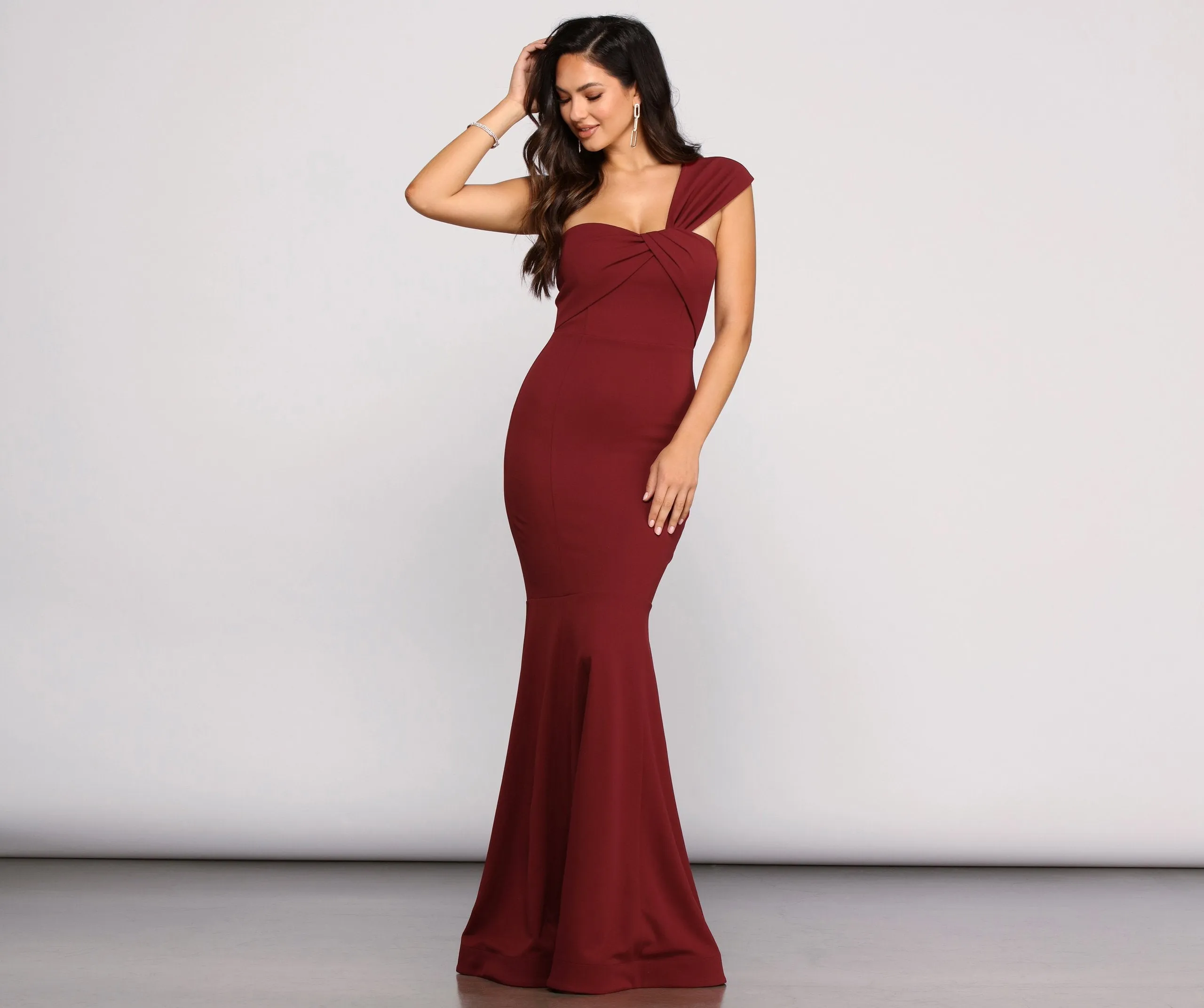 Tania Classic Stylish Mermaid Gown
