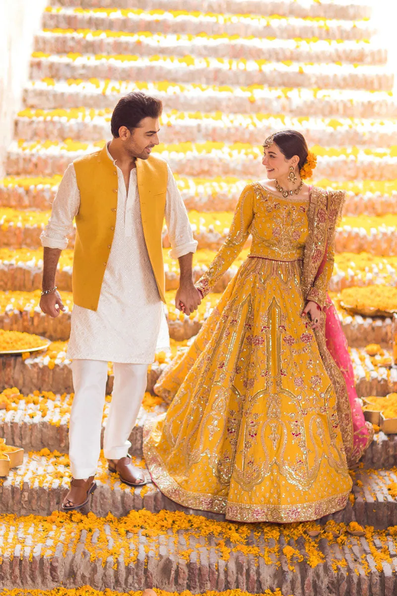 Traditional Pakistani Mehendi Bridal Dress Orange Bridal Lehenga Choli Pakistani Wedding Dresses