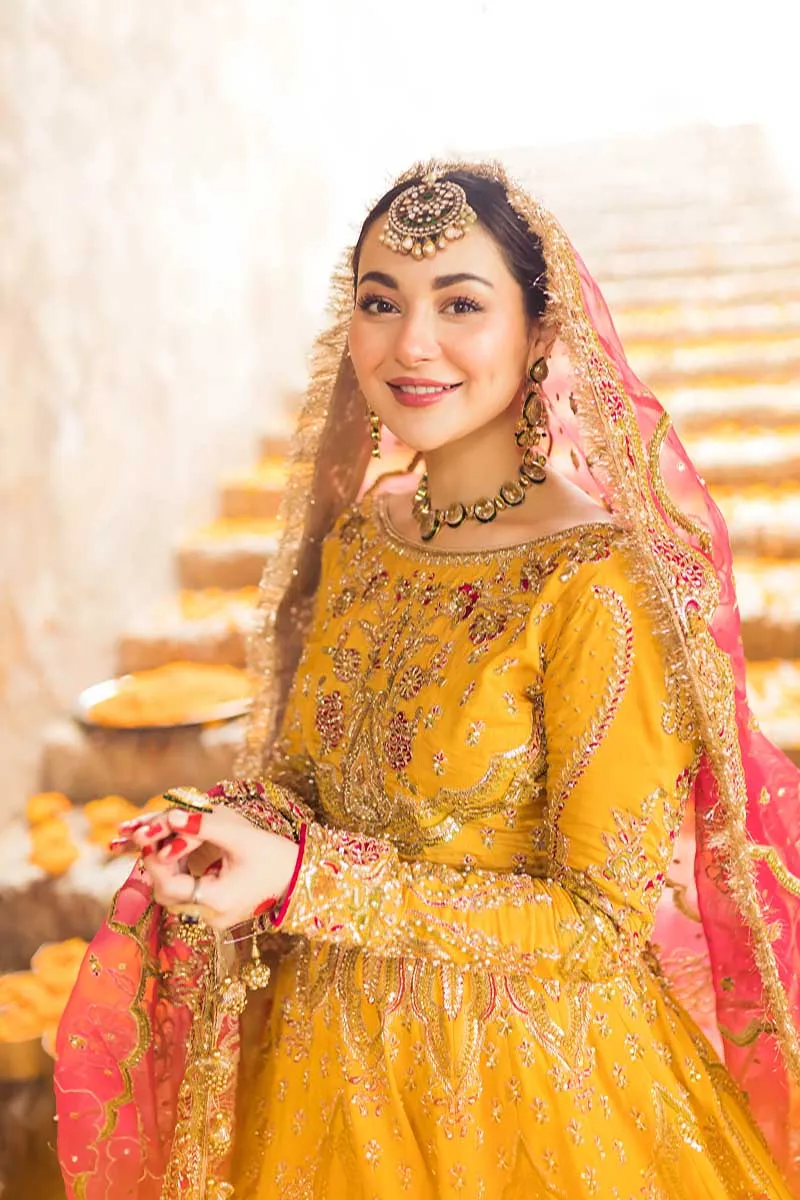 Traditional Pakistani Mehendi Bridal Dress Orange Bridal Lehenga Choli Pakistani Wedding Dresses