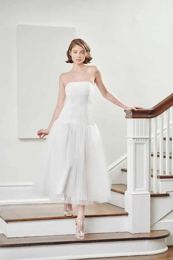 Try On Anna Cate Strapless Tulle Tea Length Rehearsal Dinner & Wedding Dress size 2