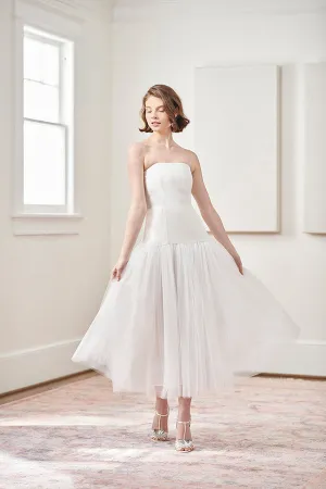 Try On Anna Cate Strapless Tulle Tea Length Rehearsal Dinner & Wedding Dress size 2