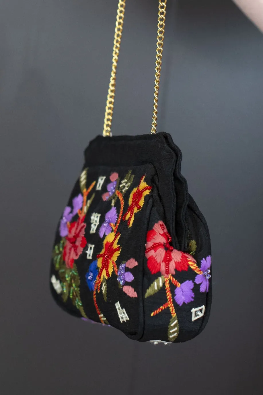 Vintage Marco Avanè Embroidered Handbag