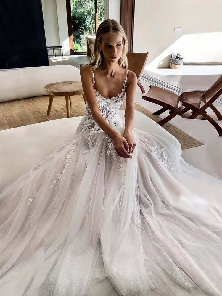 Wedding Dresses High Side Split Lace Appliques Beach Bride Gown Spaghetti